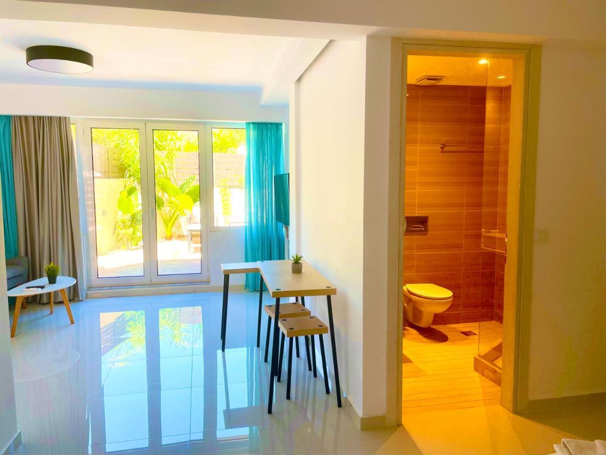 Haris White Apartment Roussospítion Extérieur photo